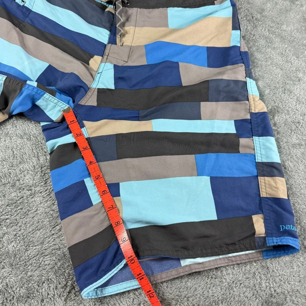 Patagonia Wavefarer Board Shorts 34 Blue Geometric Block Print Swim Trunks Surf